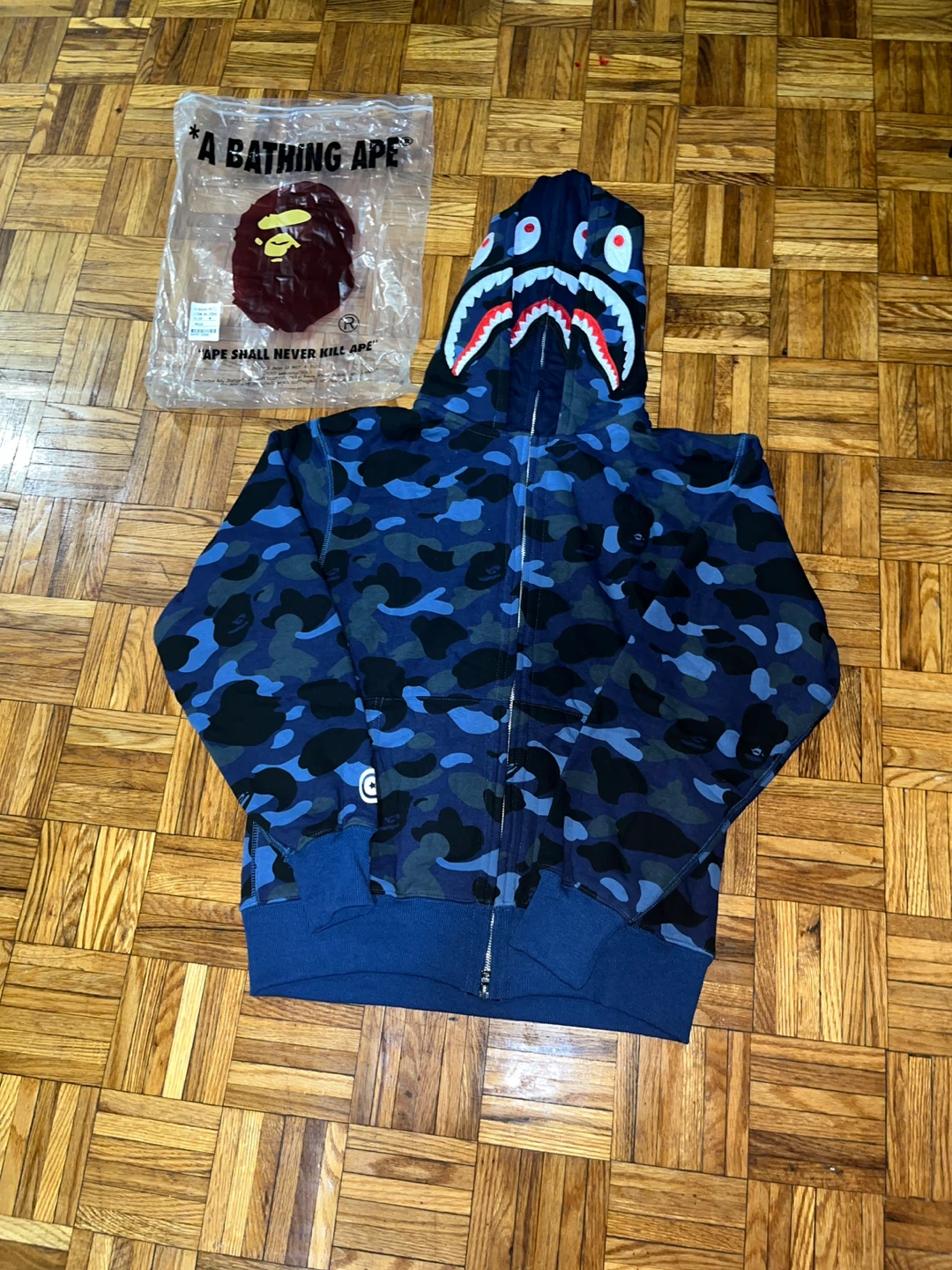 A BATHING APE Shark Camo Full Zip Hoodie