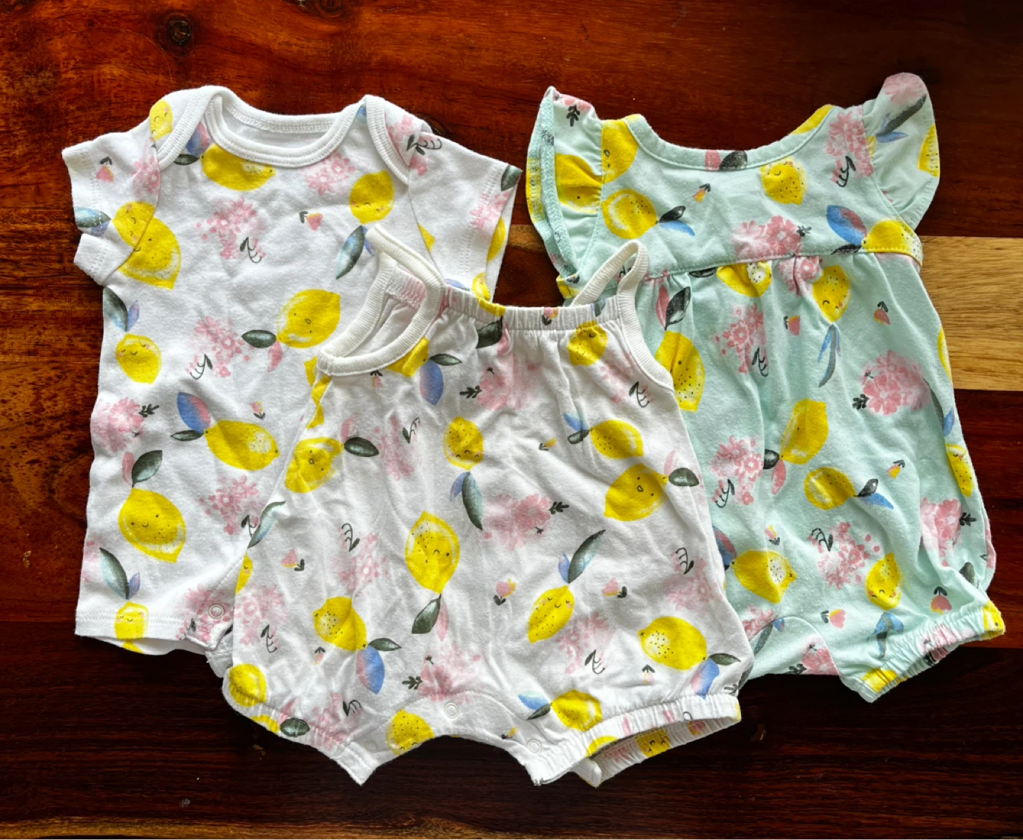 Newborn Baby Bundle: 7-Piece Clothing Set