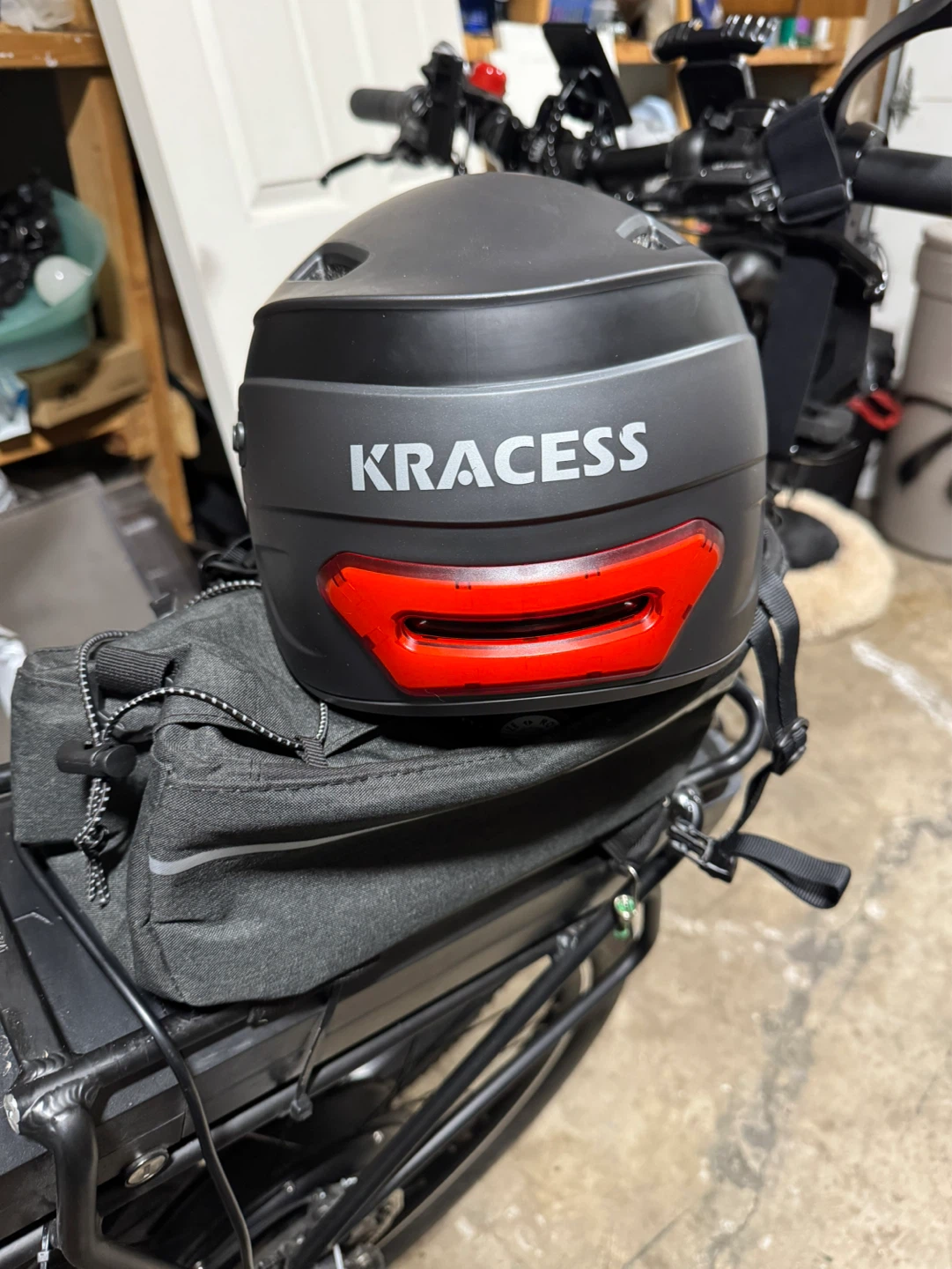 Krcess Smart Bicycle Helmet with Remote Control - photo 2