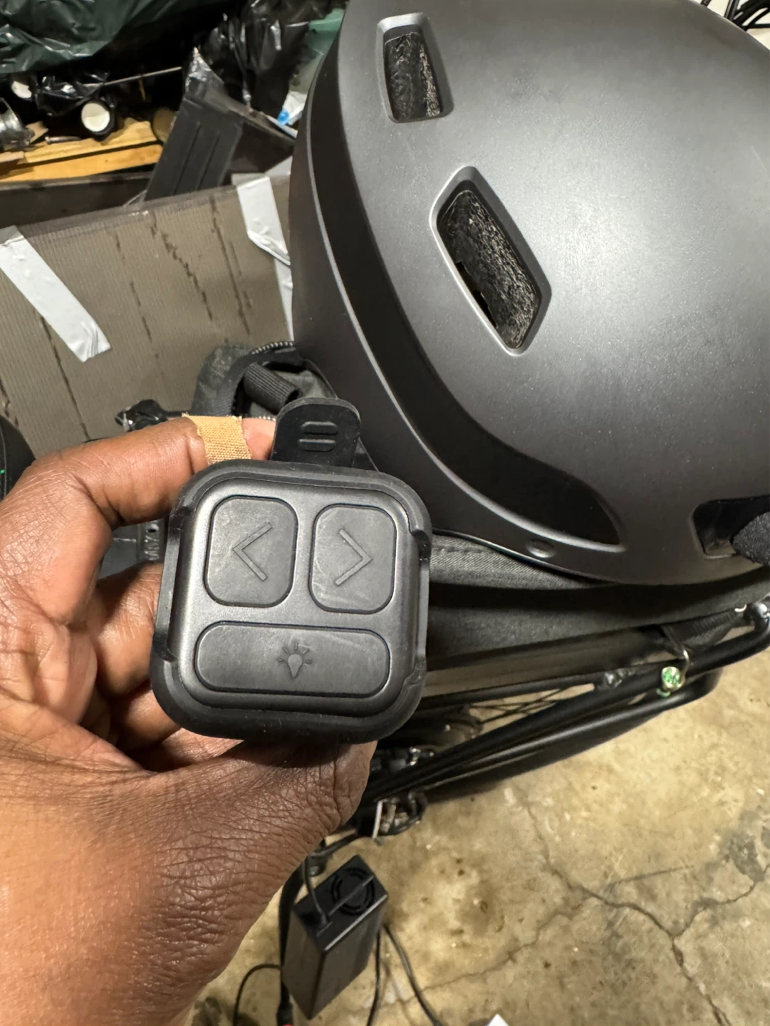 Krcess Smart Bicycle Helmet with Remote Control - photo 3