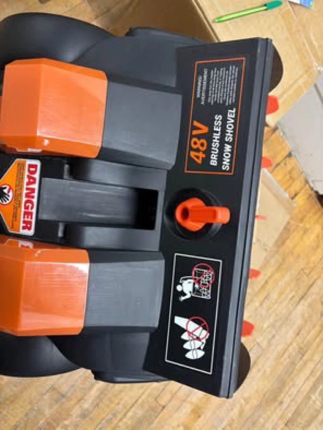Voltask 16-Inch Cordless Snow Blower - 48V - photo 3