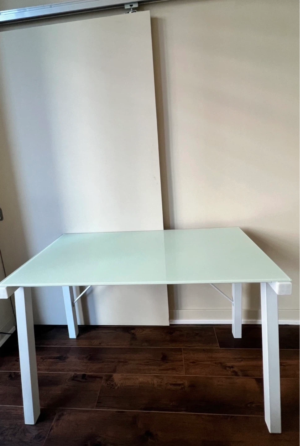 White Glass Top Desk - photo 2