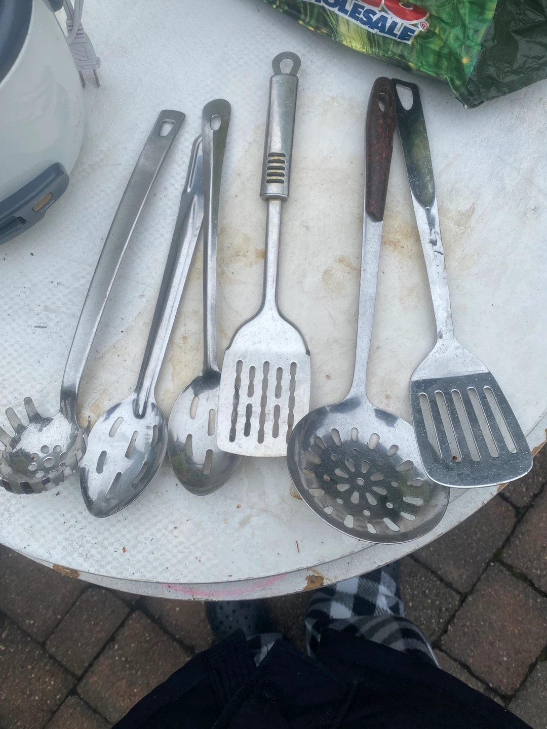 Set of 6 Metal Kitchen Utensils