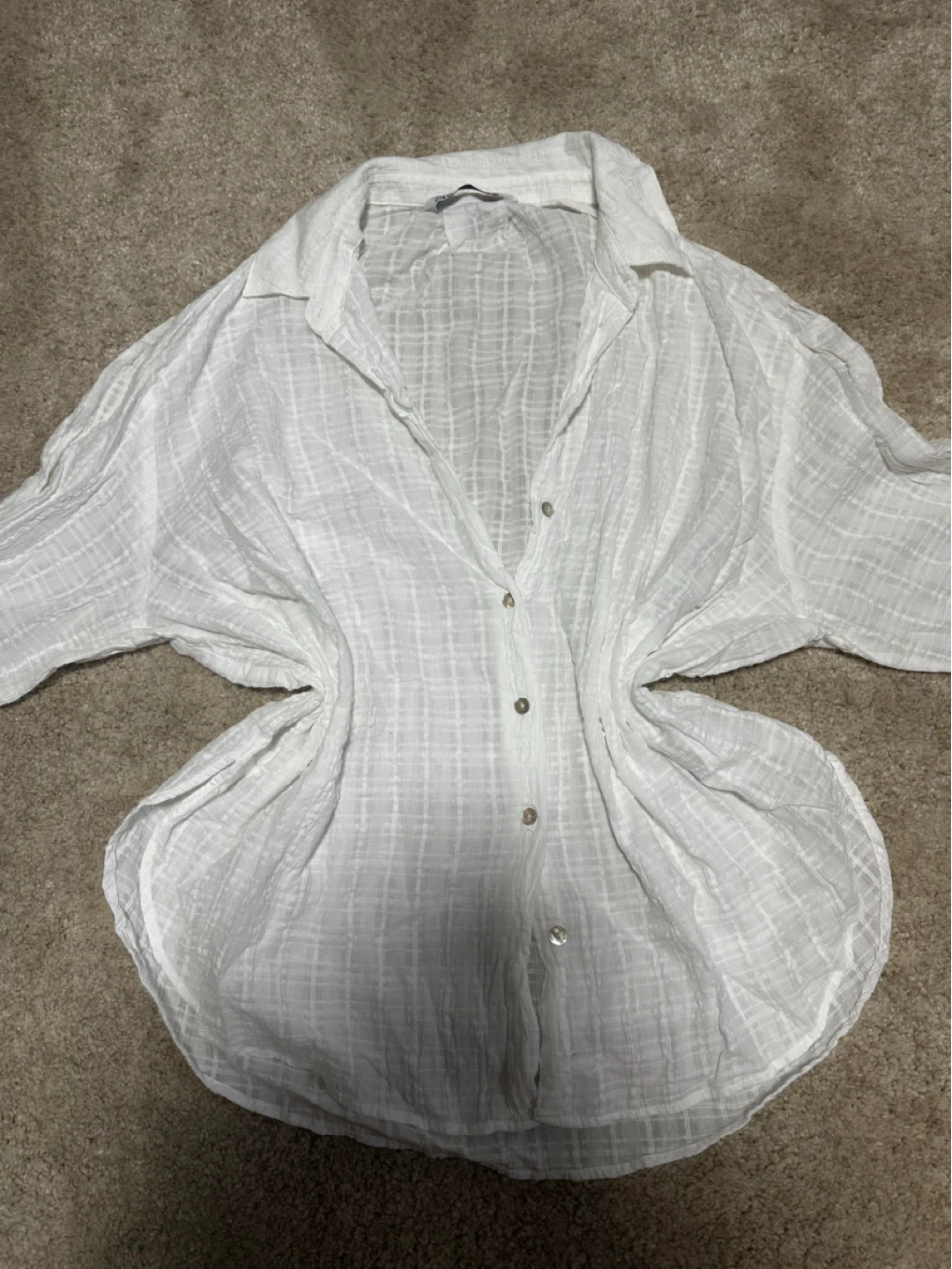 Zara White Button-Up Shirt - Size L