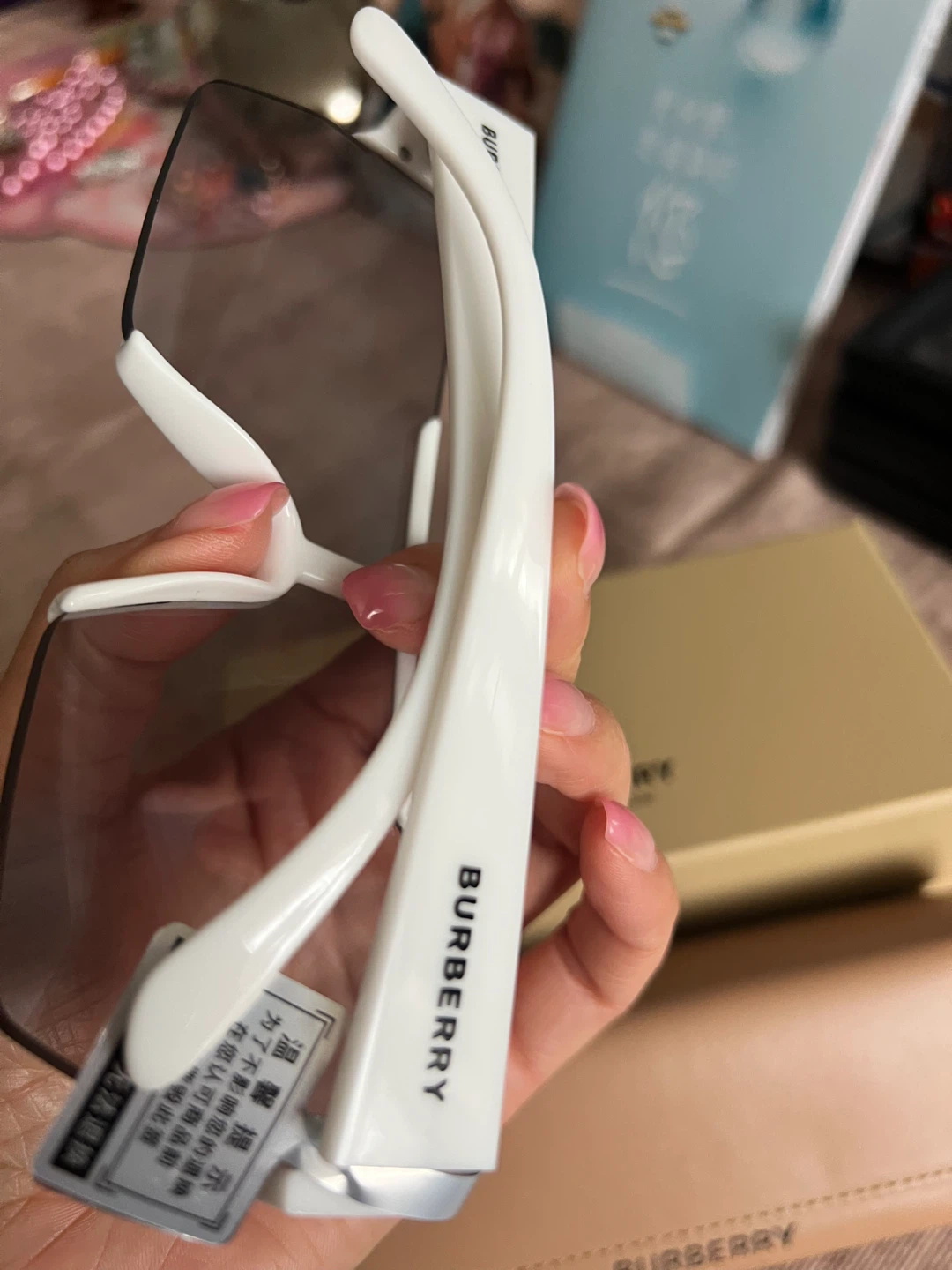 Burberry White Shield Sunglasses with Case and Box - photo 3