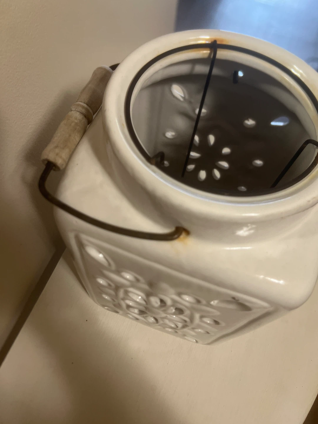 White Ceramic Lantern with Handle - photo 3