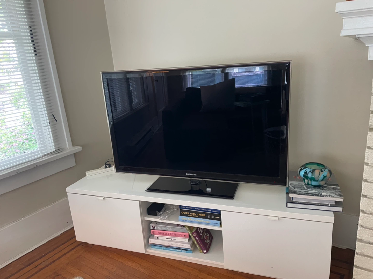 BESTA IKEA TV Stand - photo 2