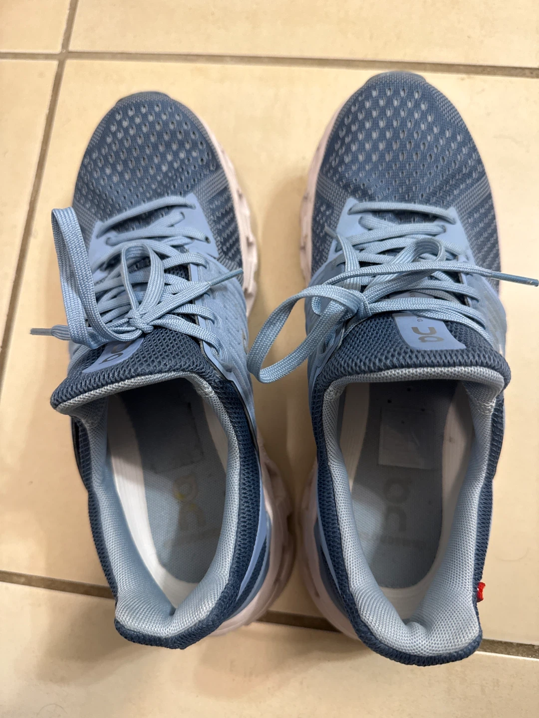 On Cloudswift Women's Running Shoes Size W9