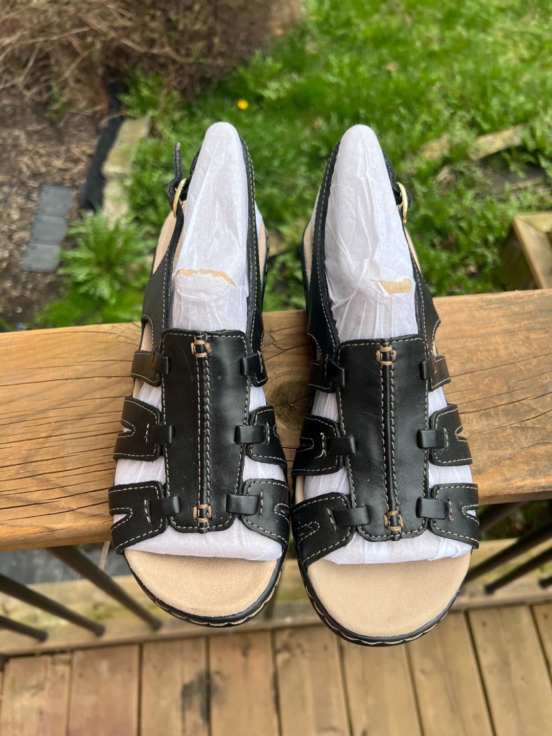 Clarks Black Leather Sandals Women's size 7