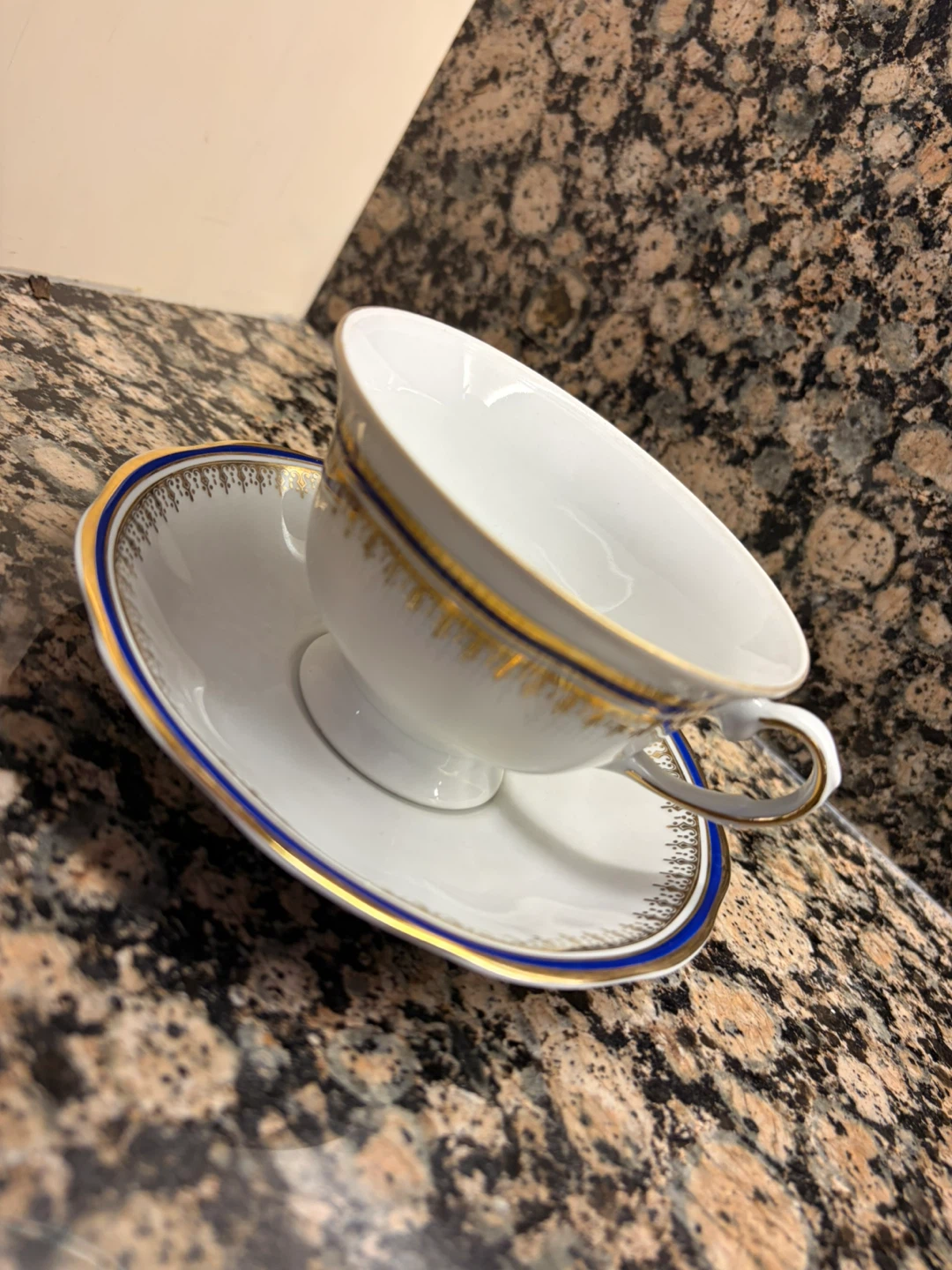 Vintage Jarolina Karolina 25pc Teacup and Saucer Set