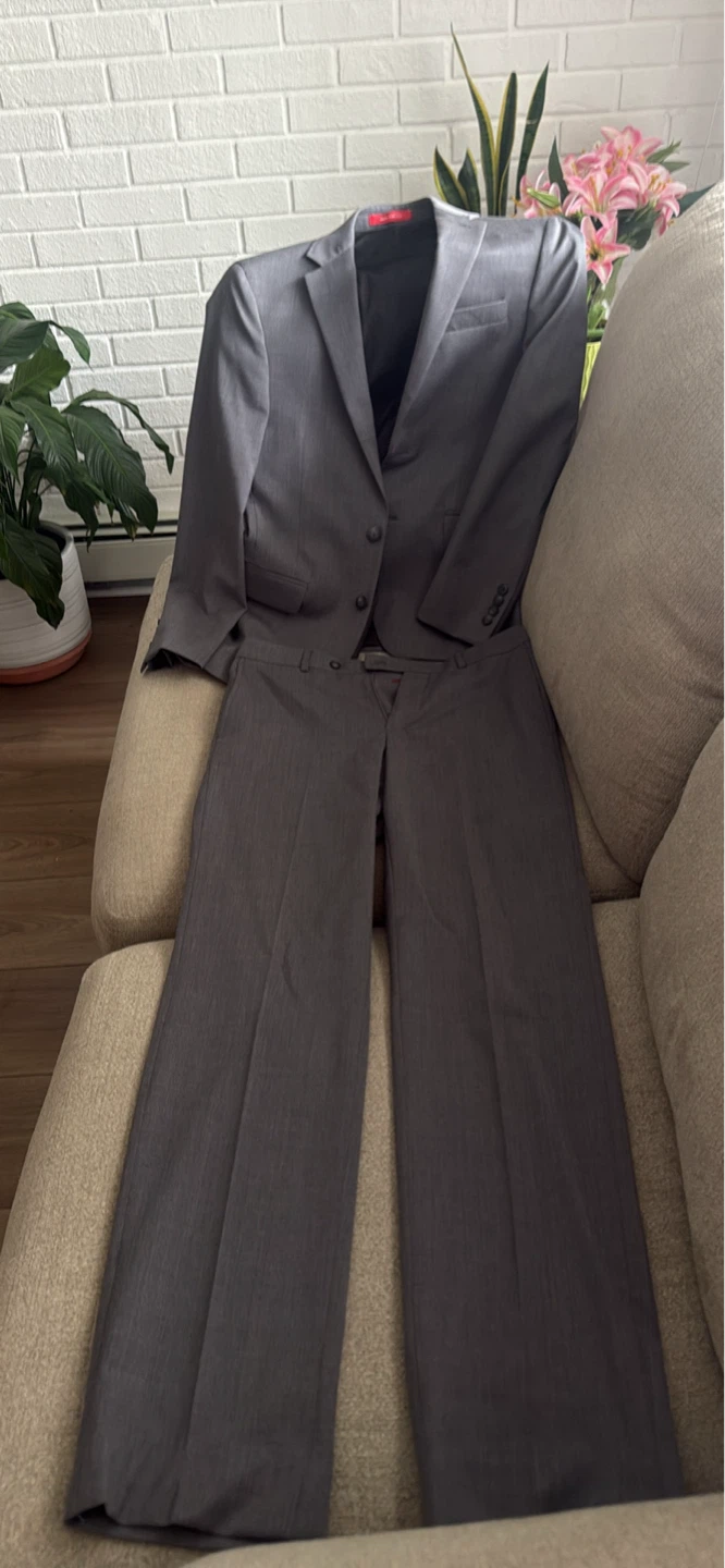 Kenneth Cole Reaction Men's Gray Suit Separates Jacket & Pants
