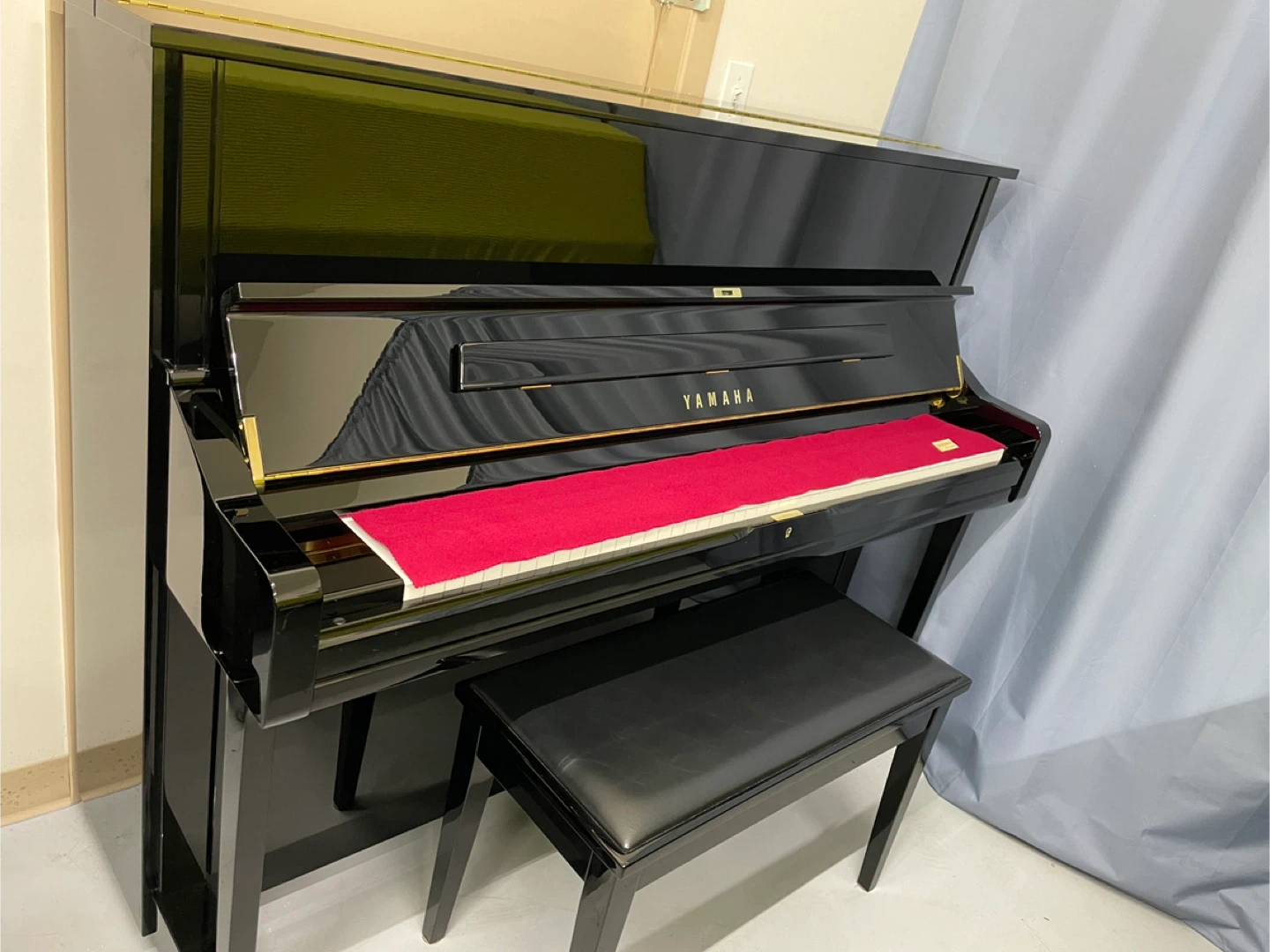 Yamaha Upright Piano U1