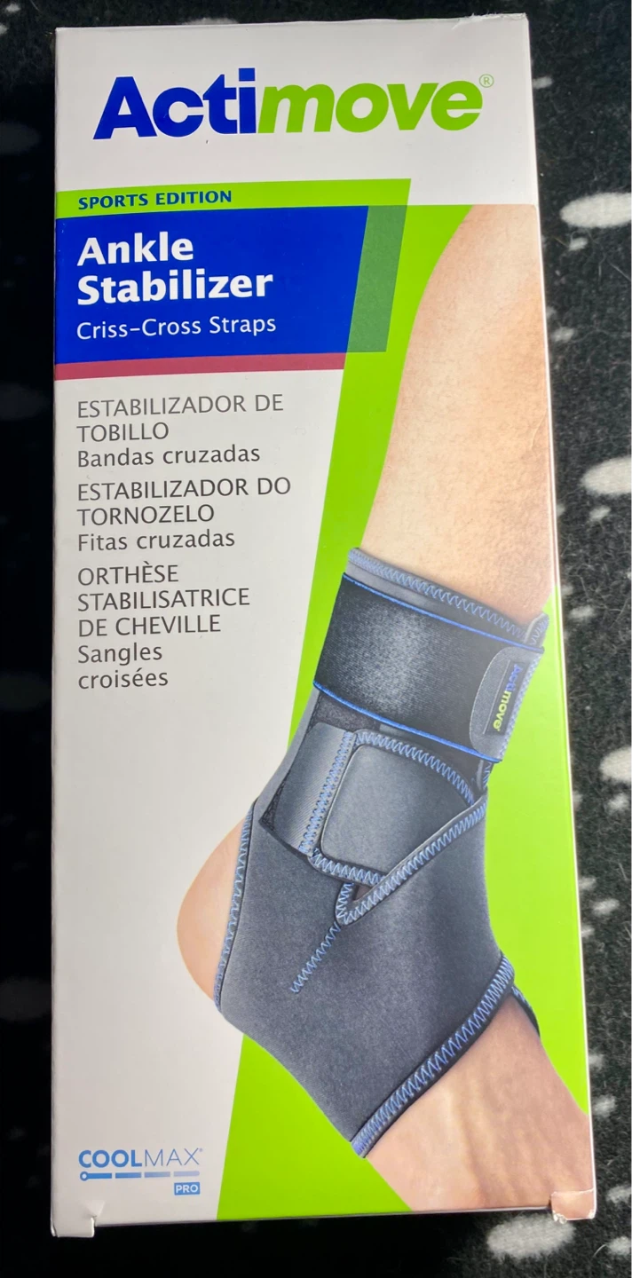 Actimove Sports Edition Ankle Stabilizer
