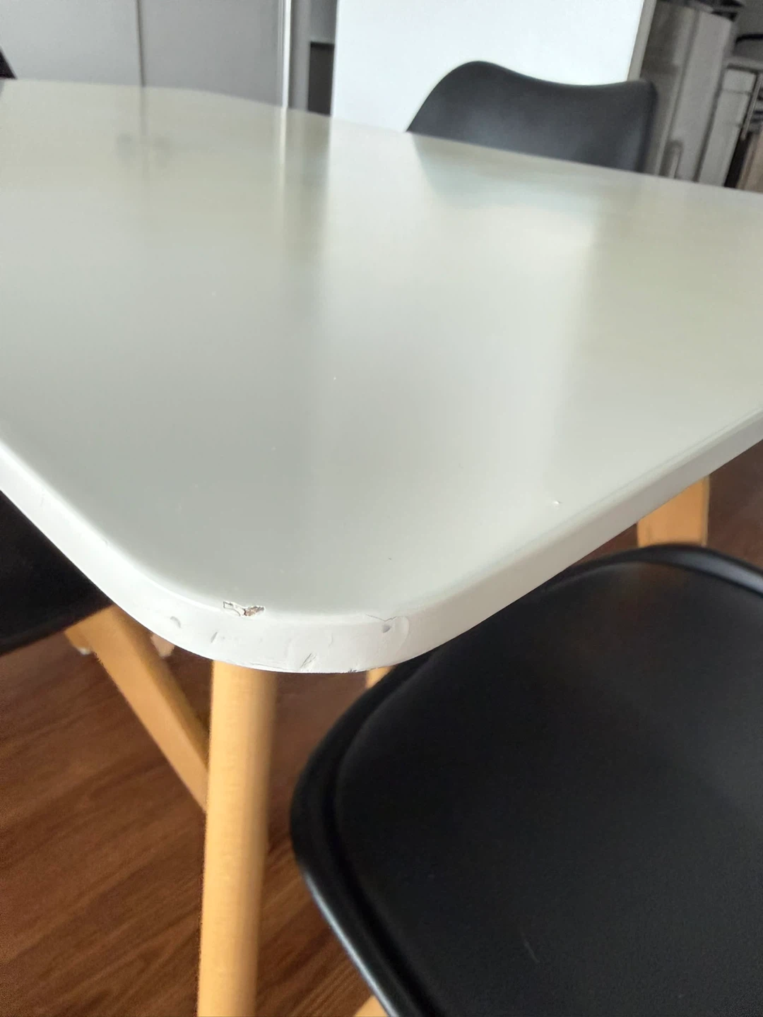 White Dining Table with 4 Black Chairs - photo 5