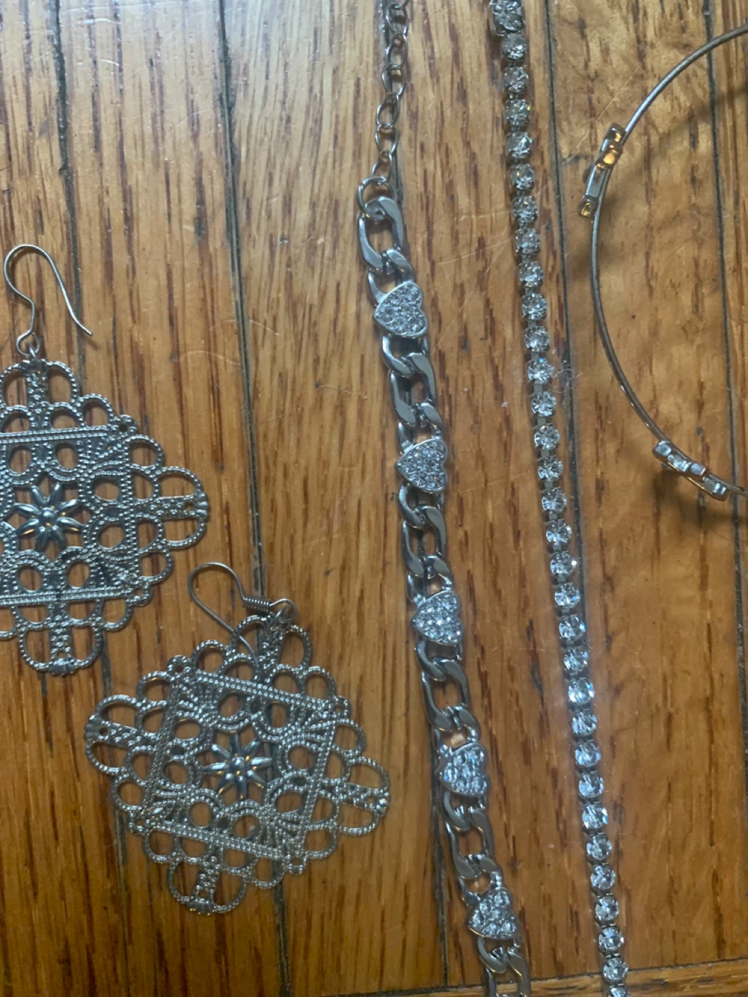 Silver Tone Jewelry Set with Earrings and Bracelets - photo 3