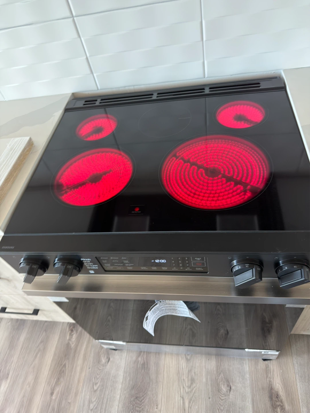 Samsung Electric Range - photo 4
