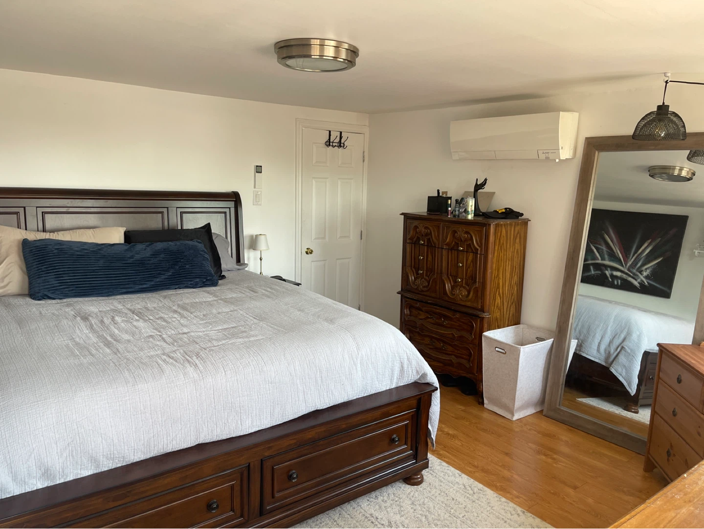 Toronto Sublet - 1.5 months - photo 5