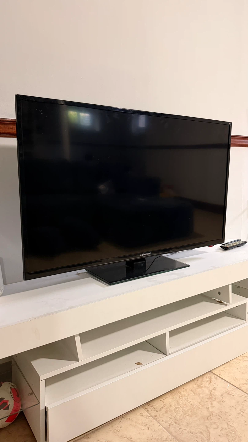 Element TV with Remote