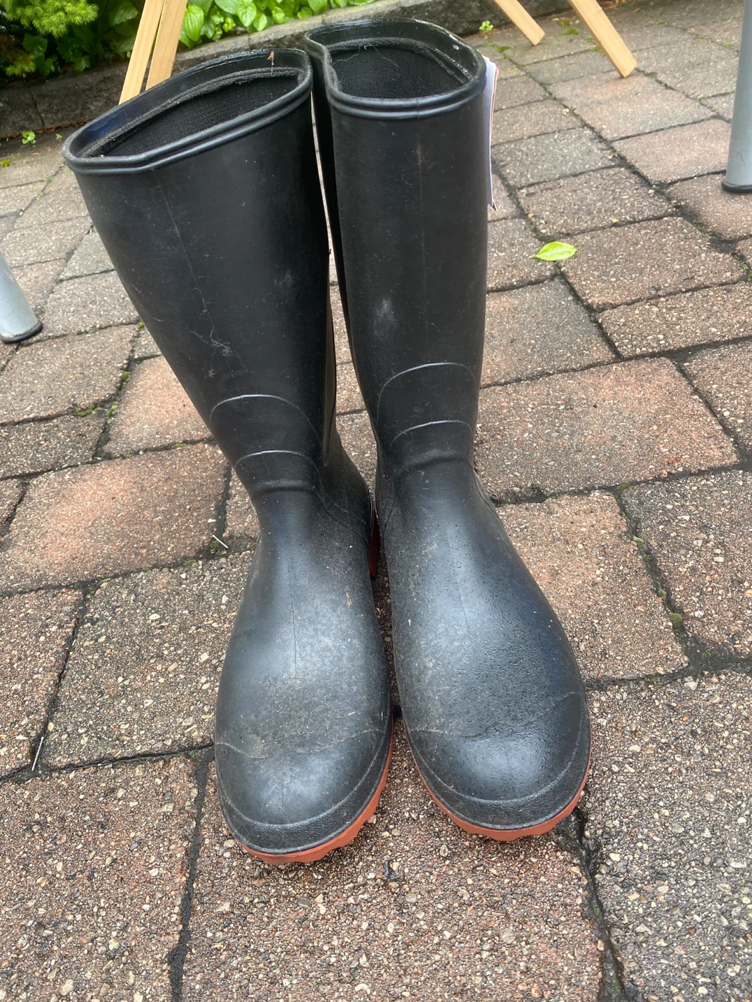 Black Rubber Boots Size 11 - photo 2