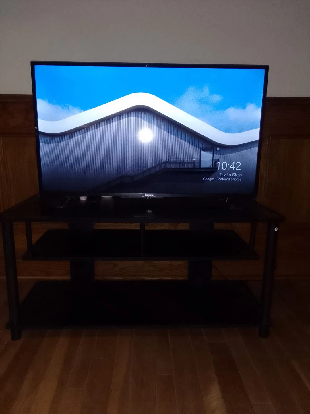 Skyworth 40" Full HD Android Smart TV & TABLE - photo 3