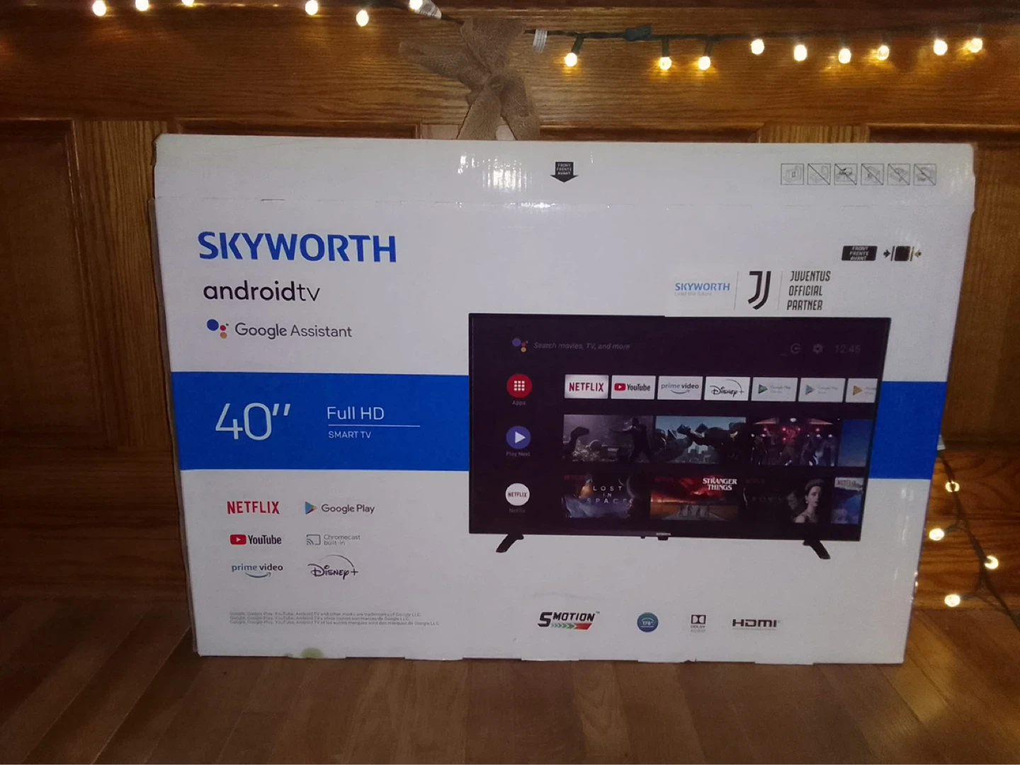 Skyworth 40" Full HD Android Smart TV & TABLE