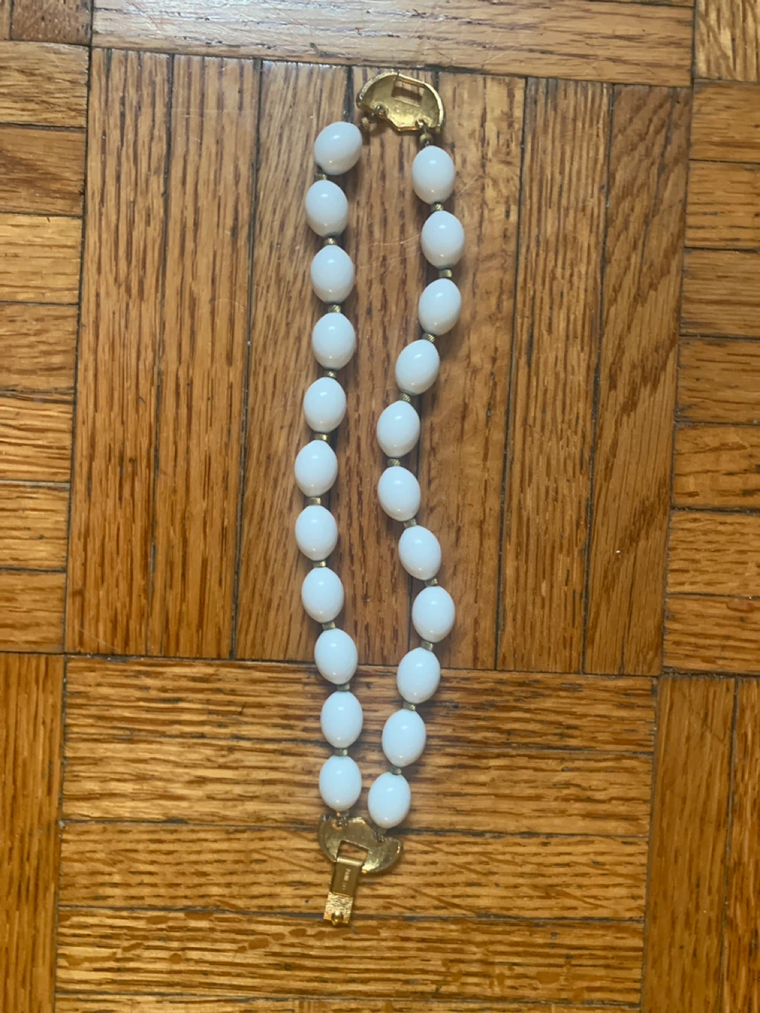 Monet White Bead Bracelet with Gold Clasp - photo 2