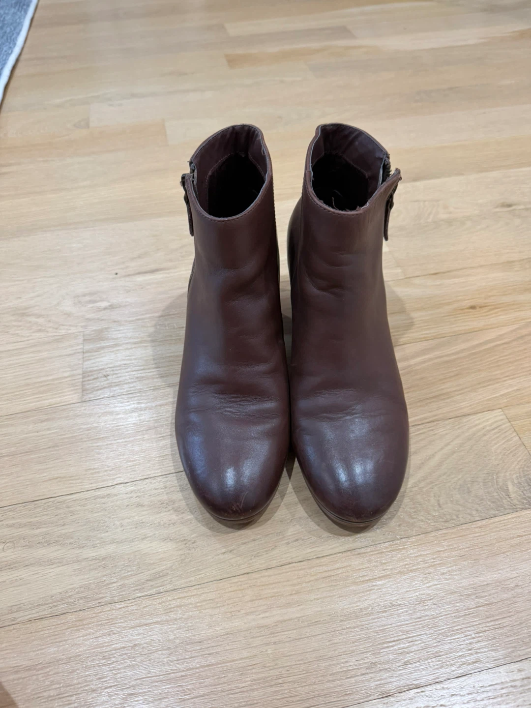 Crown Vintage Brown Ankle Boots, 8.5