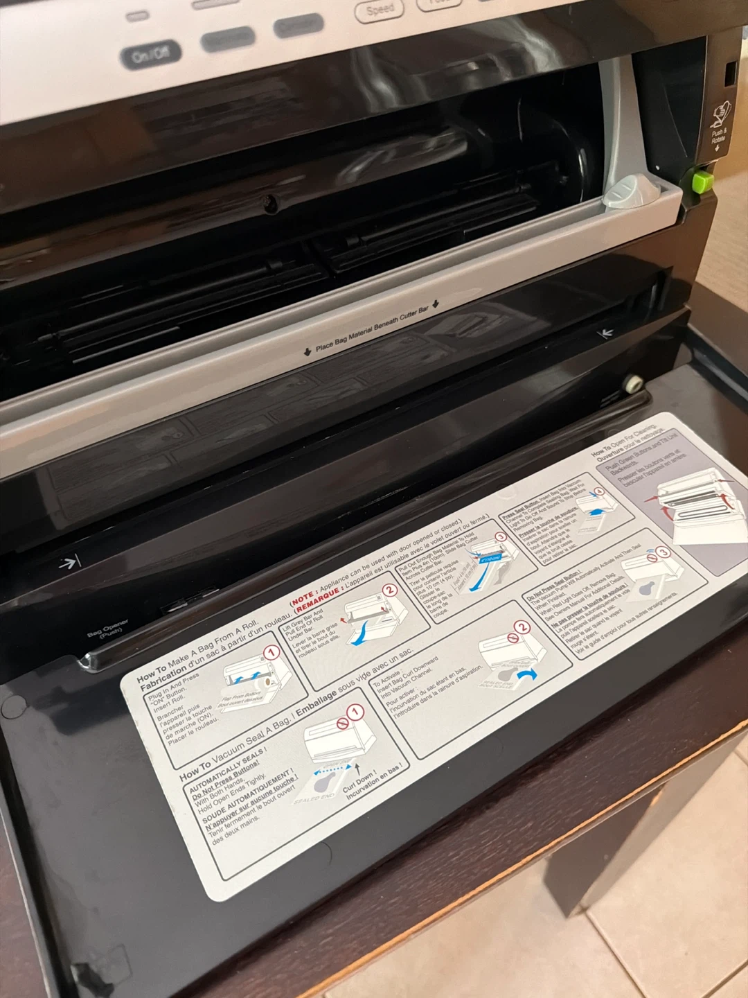 FoodSaver V3460 Vacuum Sealer Machine - photo 2