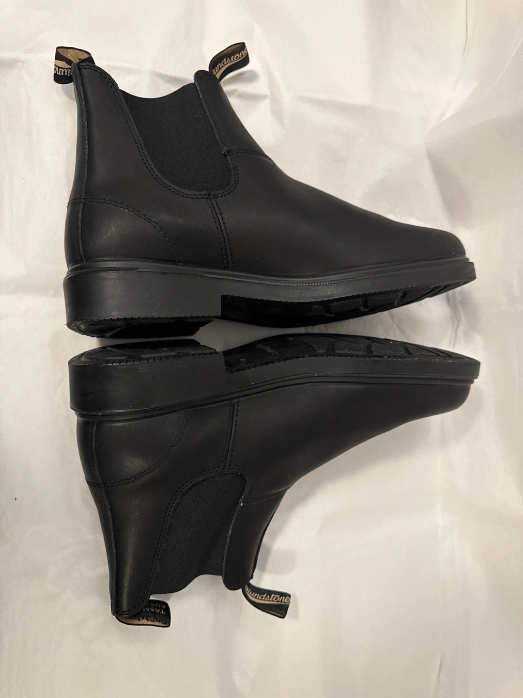 Blundstone Black Leather Chelsea Boots - photo 5