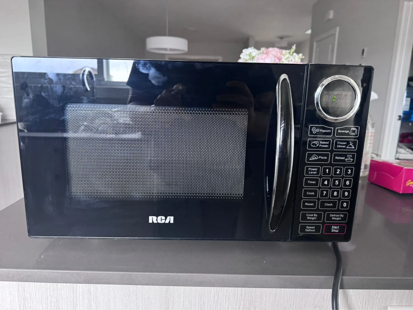 RCA 0.9 cu ft Microwave