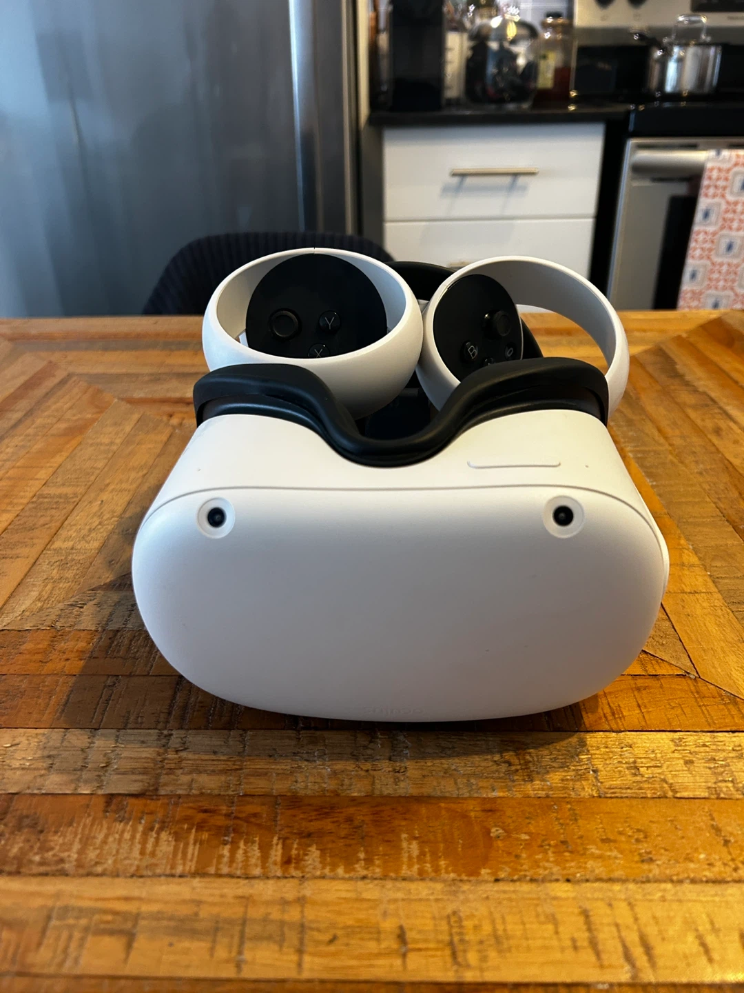 Meta Quest 2 VR Headset