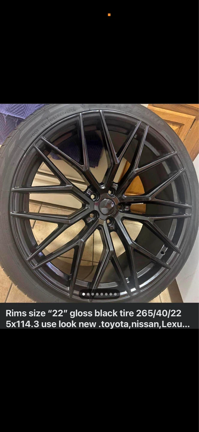 Gloss Black 22" Rims with 265/40/22 Tires
