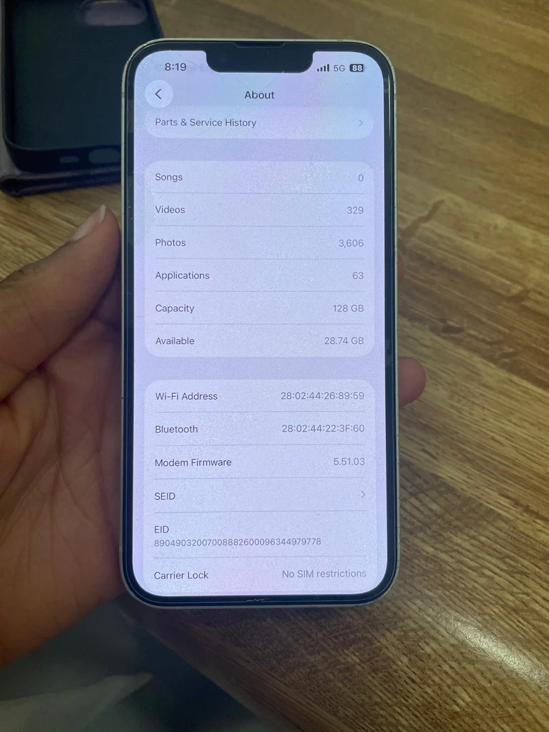 Apple iPhone 13 128GB White - Cracked Back - photo 5
