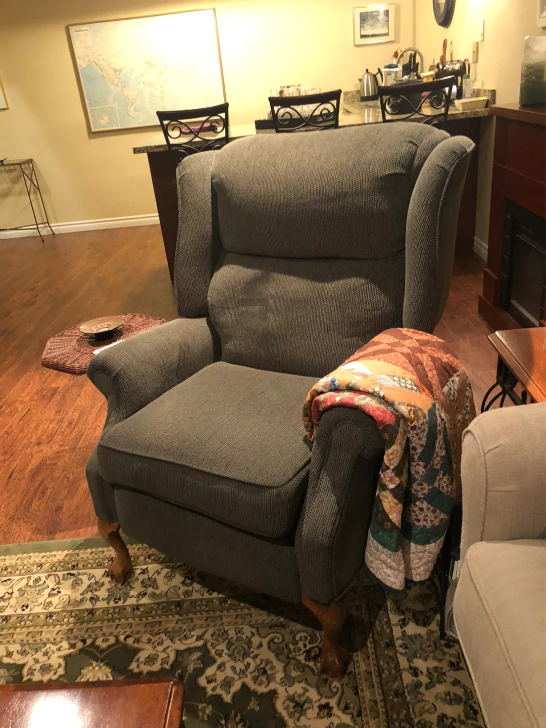 Comfy recliner!!! Reduced!!! $99