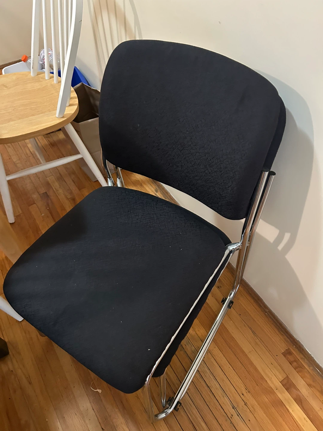Black chairs - photo 2