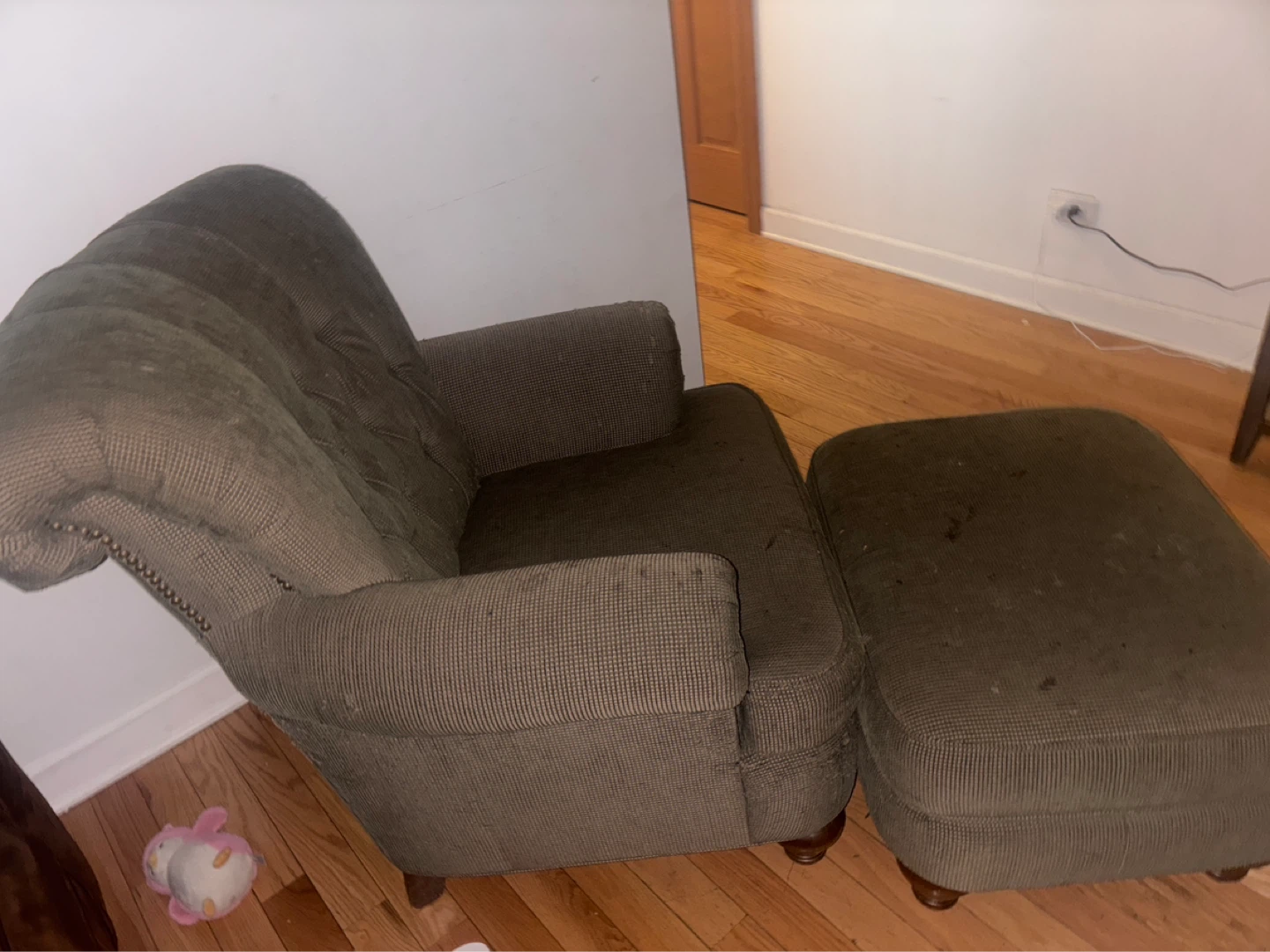 Garage sale Today 5/24/26 12 to 8 pm . 3324 n kostner - photo 2