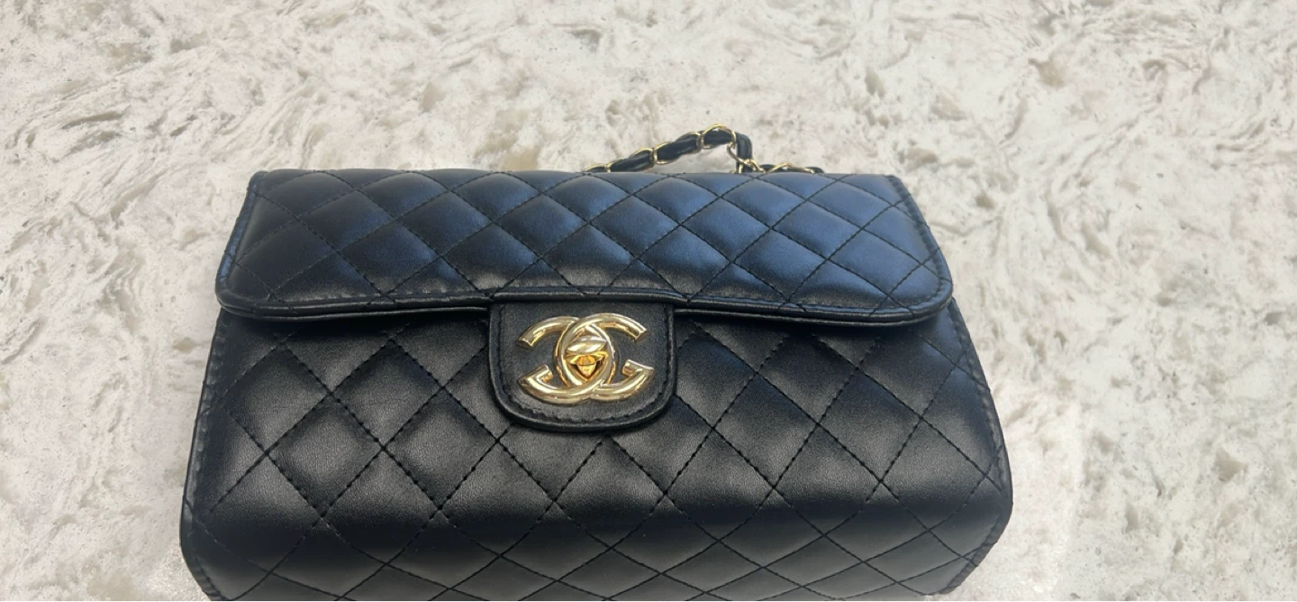 Black Quilted Chain Shoulder Bag