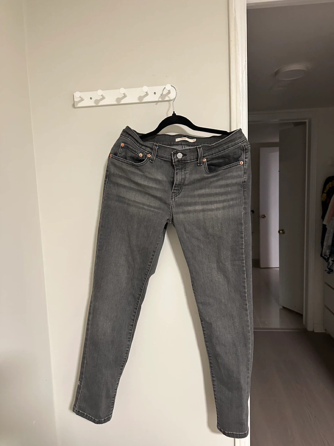 Levi's Boyfriend Jeans Size 29