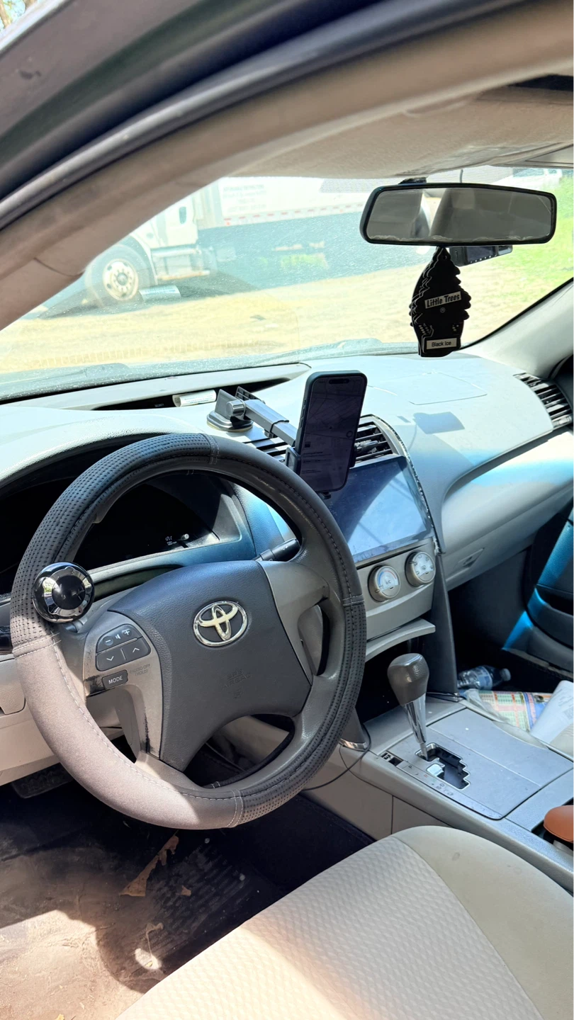 2011 Toyota Camry Gray Sedan - photo 5