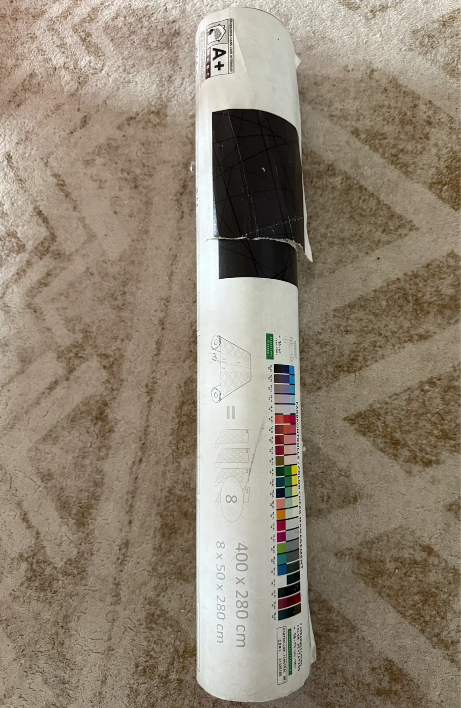 Roll of Wallpaper 400 x 280 cm