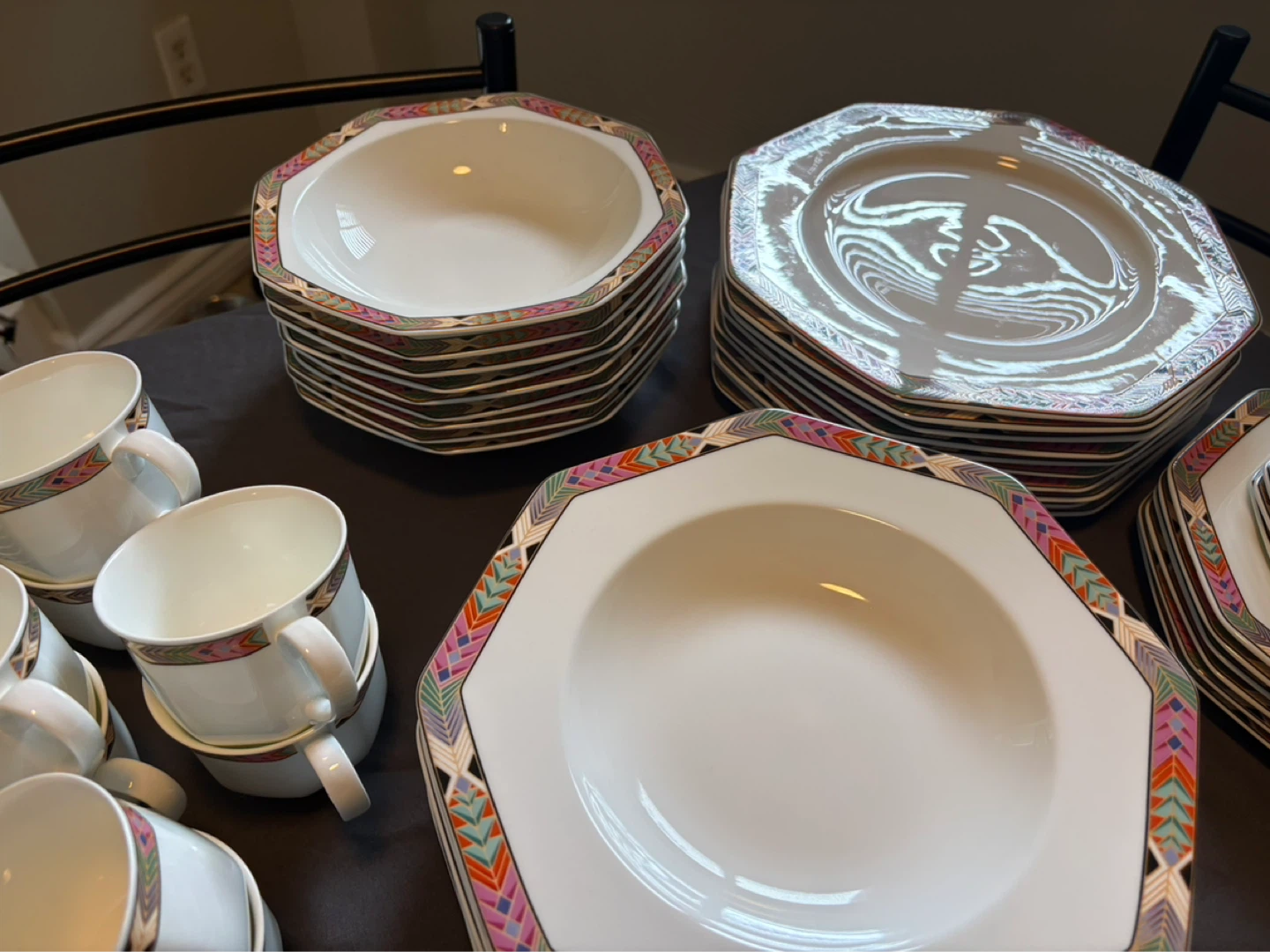 Bone China Dinnerware Set with Geometric Design - photo 5