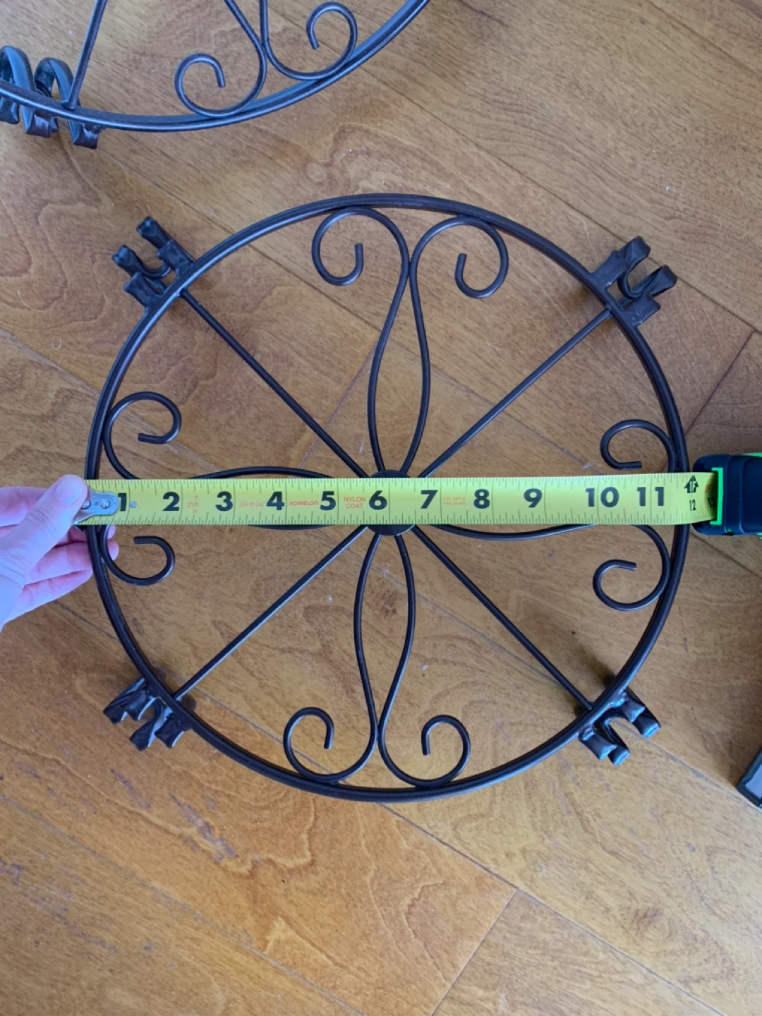 Ornate Metal Plant Stand Set - photo 4