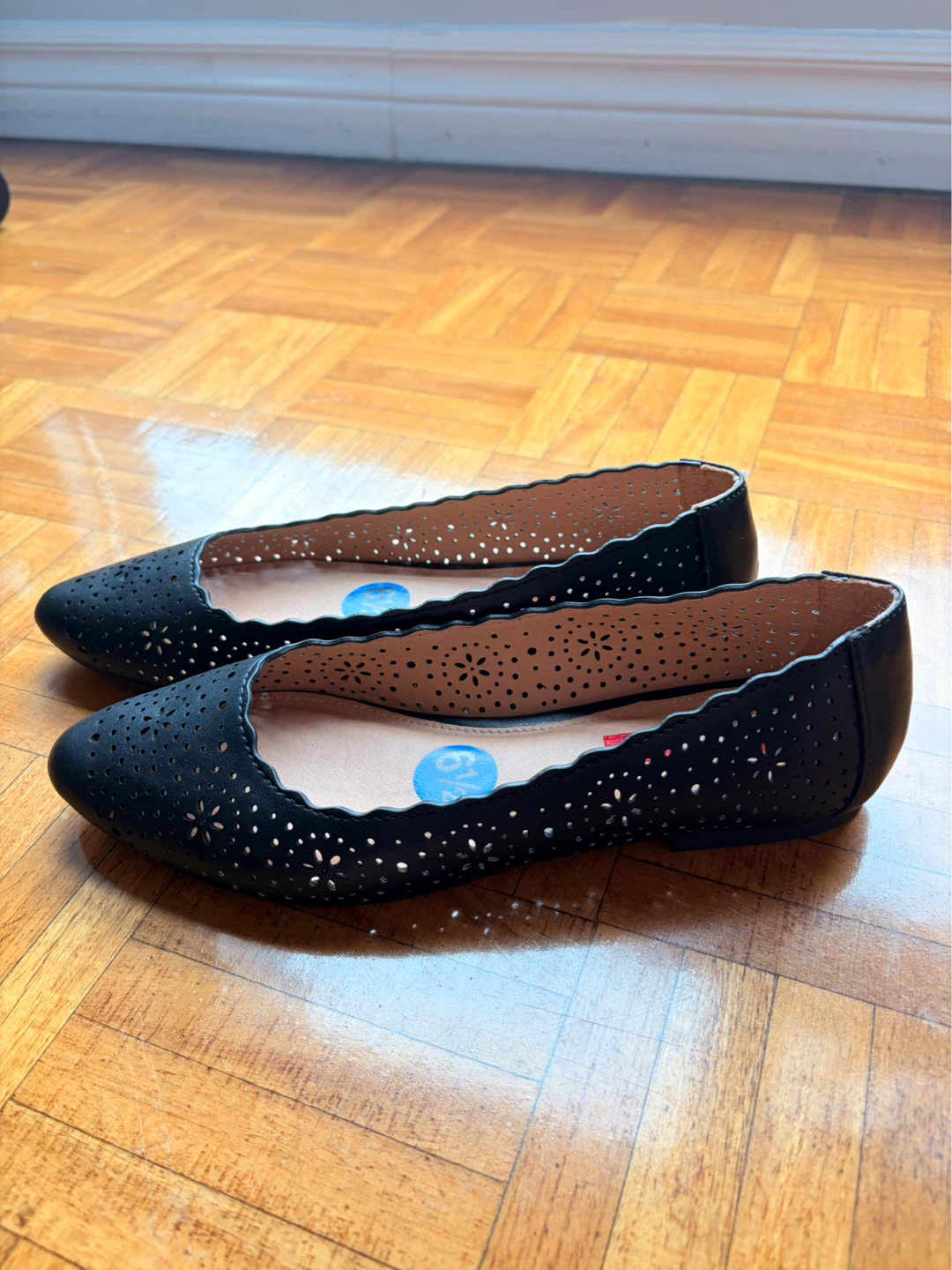 Women’s Pointed Flat Shoes - photo 2