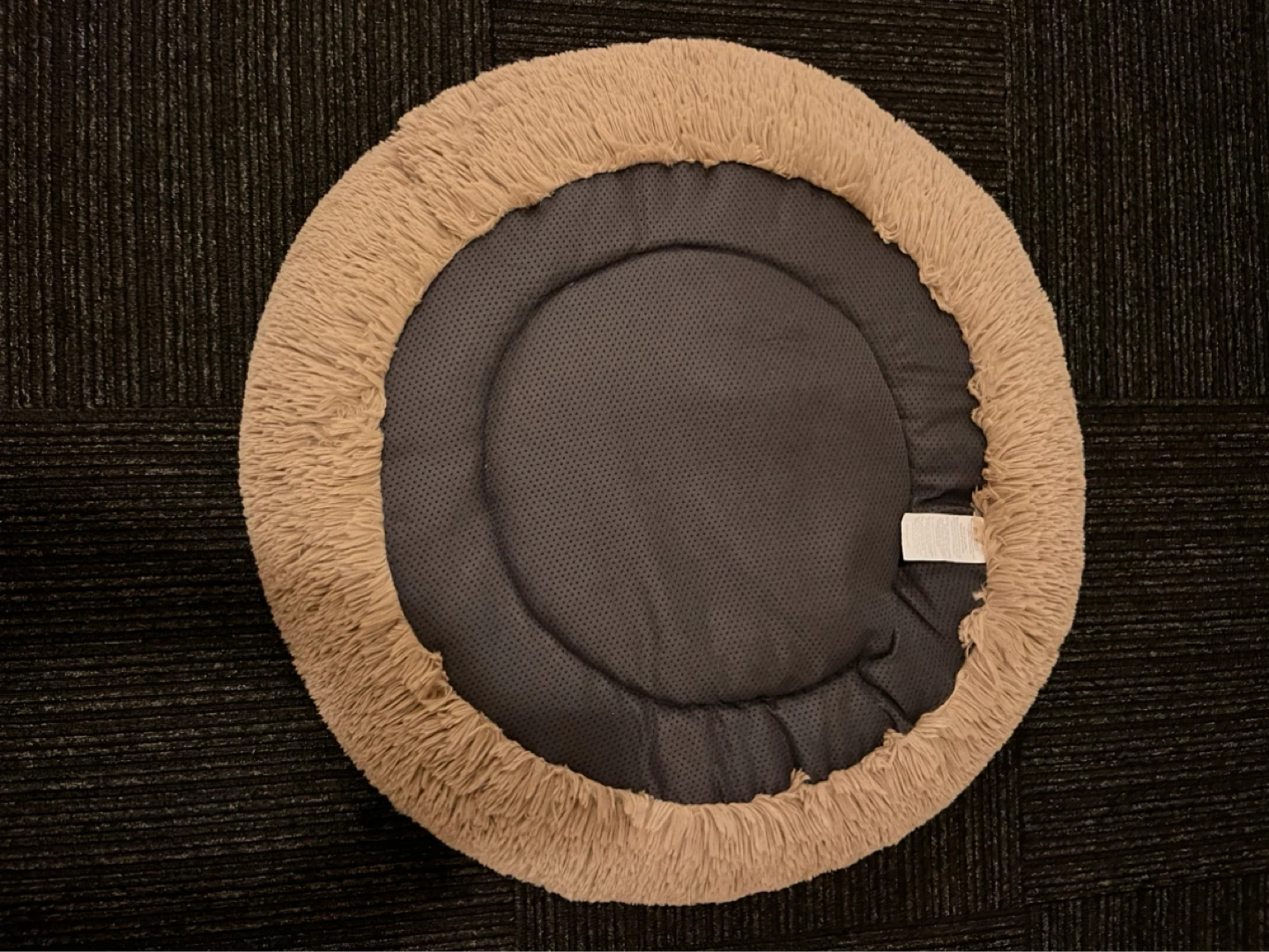 28” Plush Round Pet Bed - photo 3