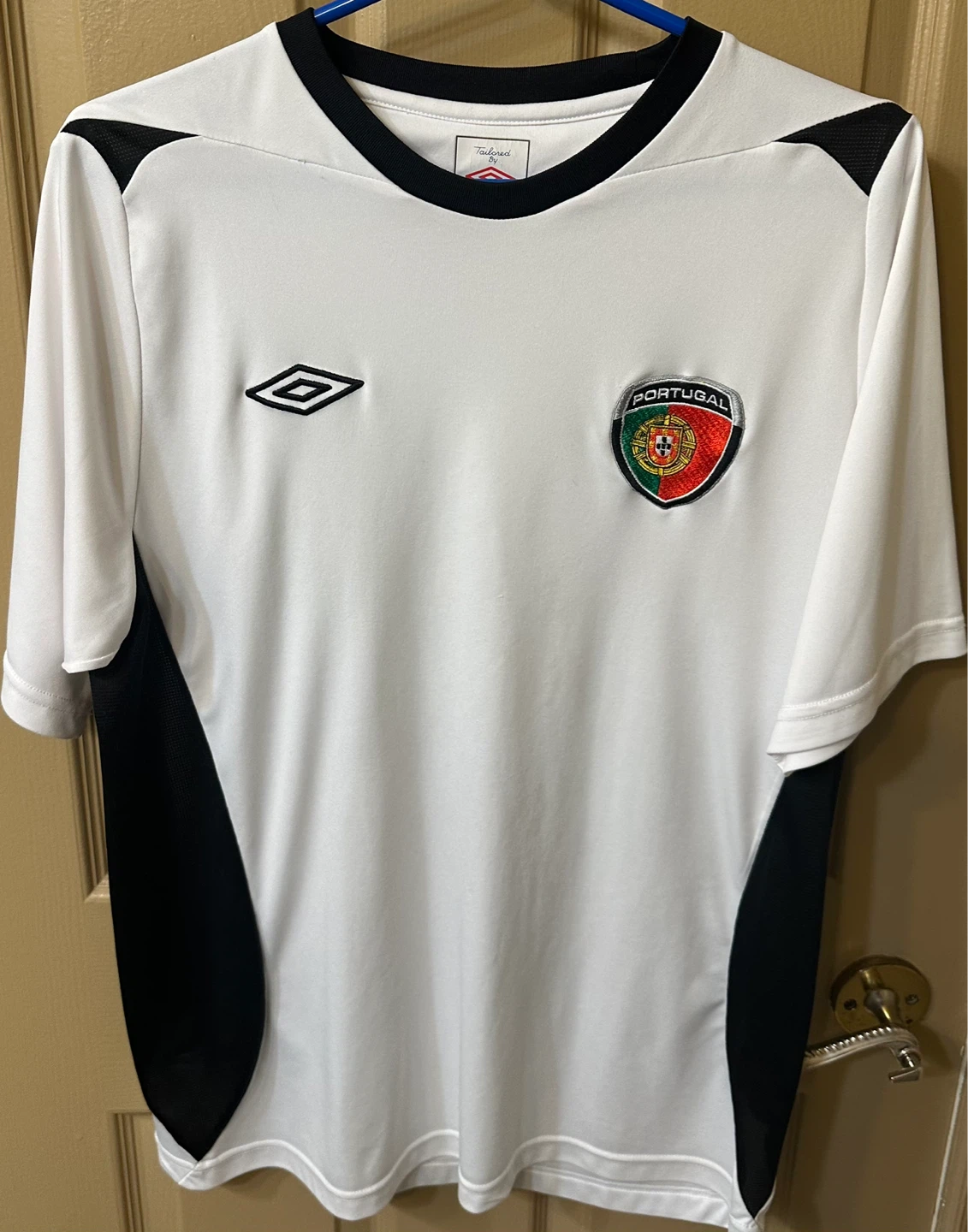 Umbro Portugal Soccer Jersey - Men's Medium