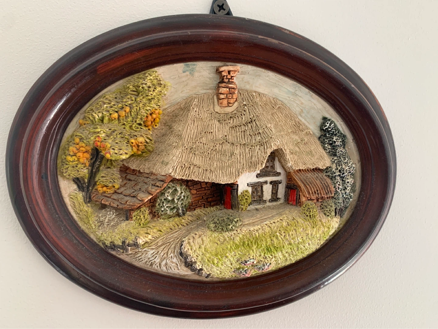 Oval Framed 3D Cottage Wall Plaque