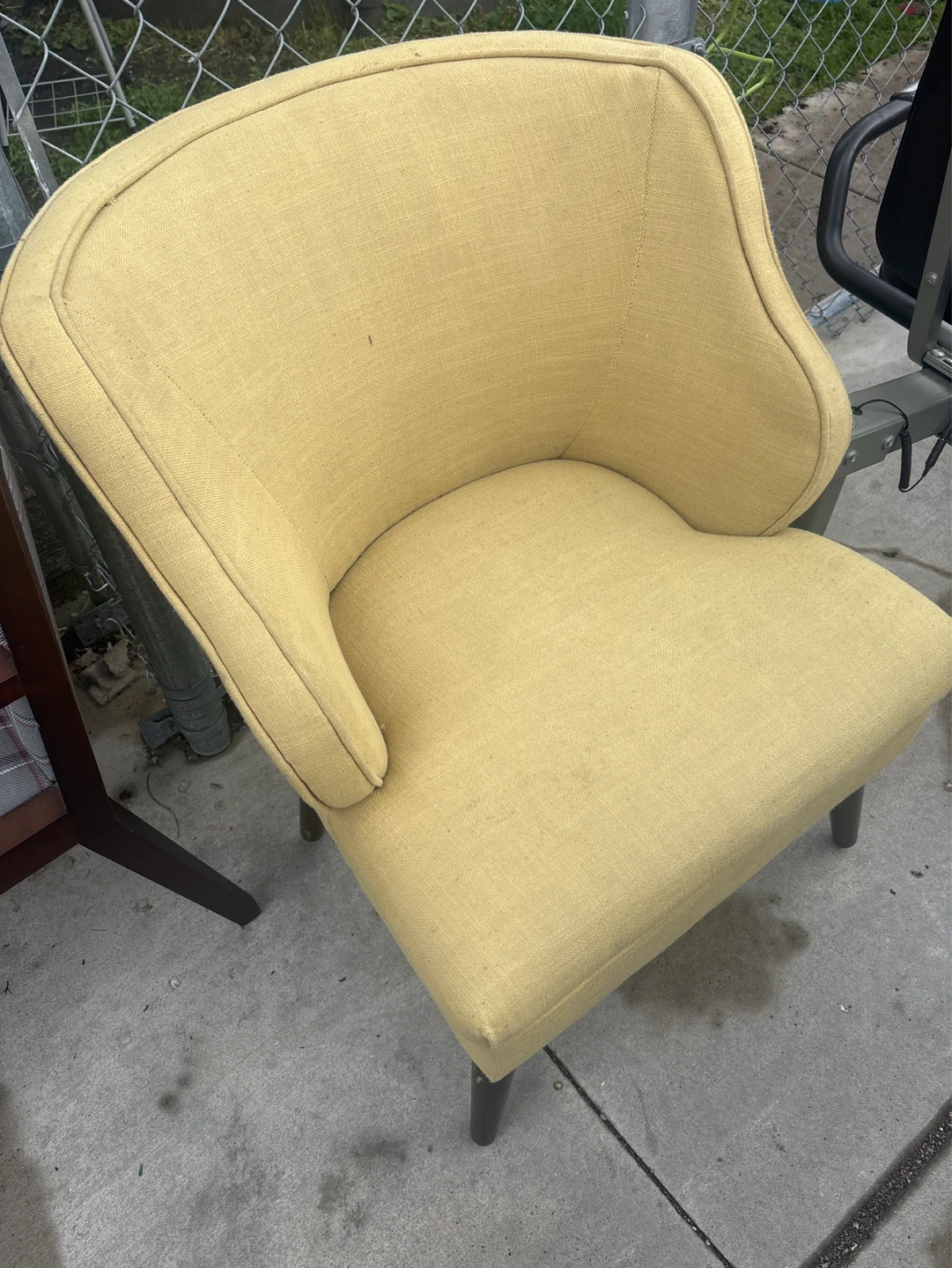 Chairs $5 each - photo 2