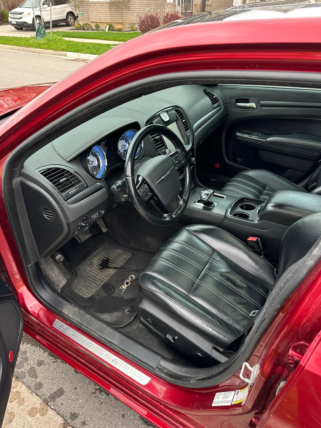 Chrysler 300s - photo 4