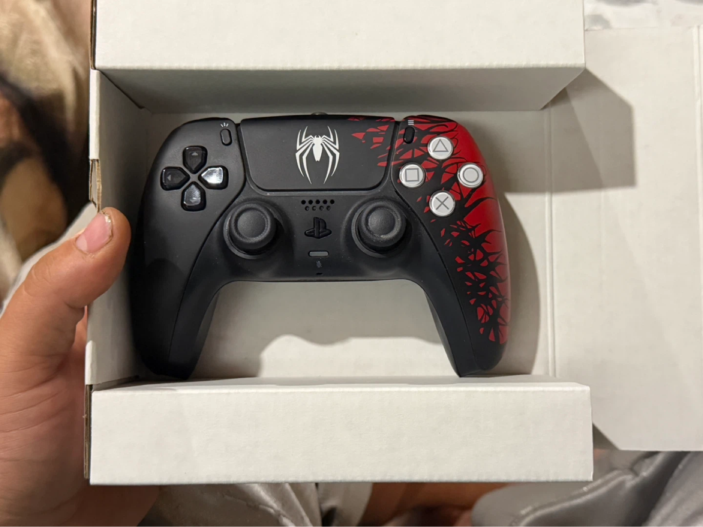 Ps5 console with limited edition controller and 16 games ! - photo 3