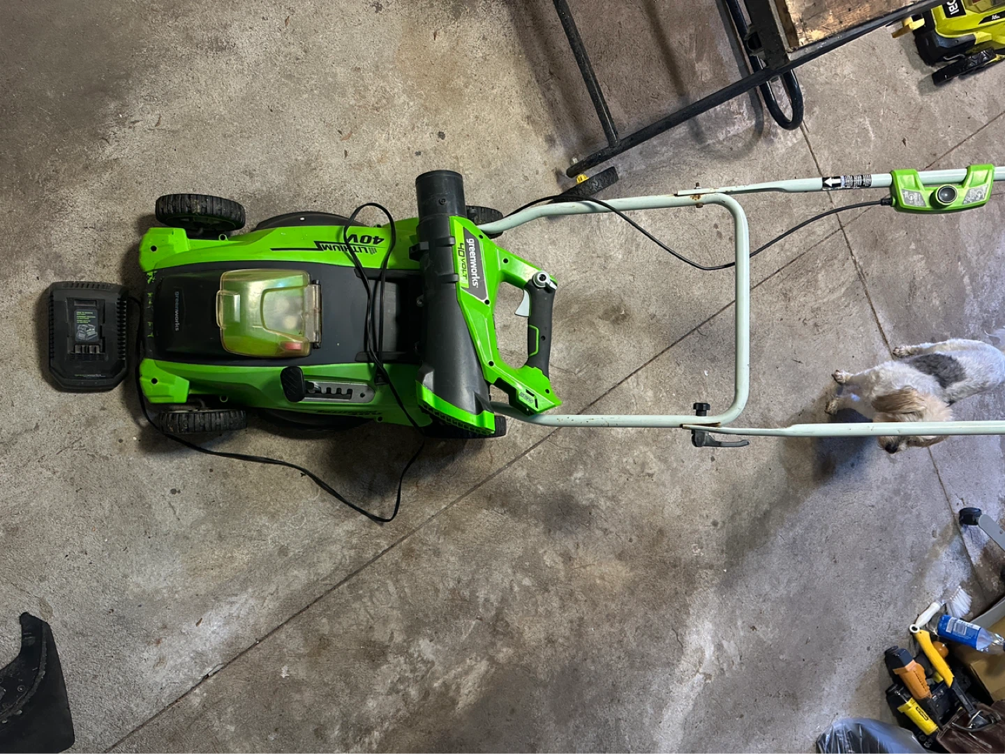 16 inch Greenworks 40V Lithium-Ion Lawnmower